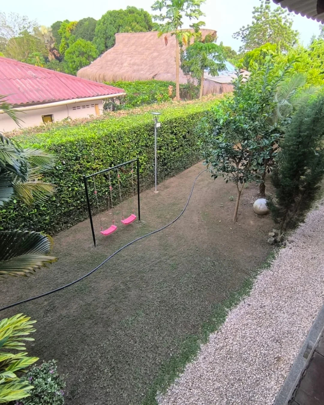 Casa campestre en conjunto cerrado 1.800mts2 hermoso kiosco y jardines norte de monteria