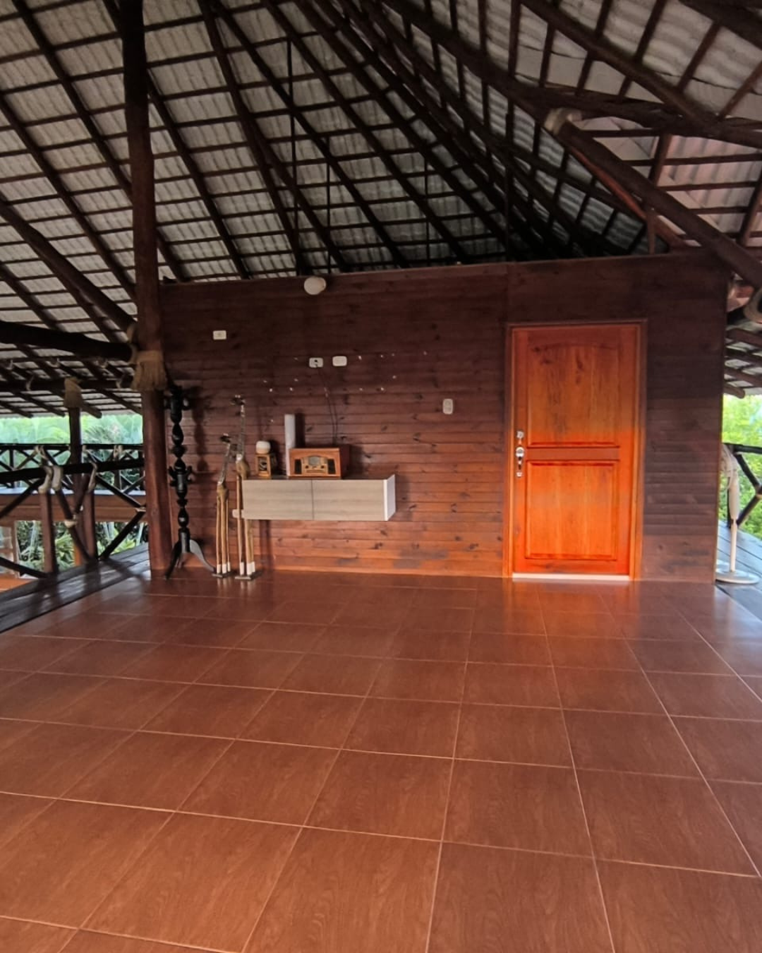 Casa campestre en conjunto cerrado 1.800mts2 hermoso kiosco y jardines norte de monteria