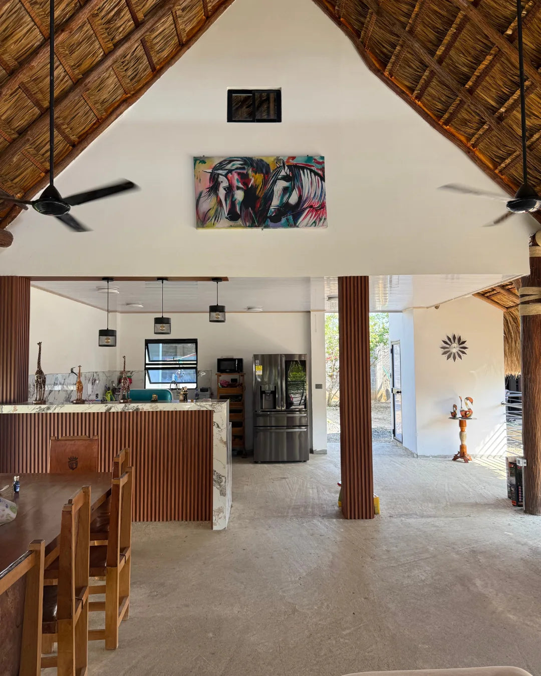 Casa campestre cerca a balmoral 2,118 mts2 5 habitaciones + kiosco + 2 estudios + galpon + bodega