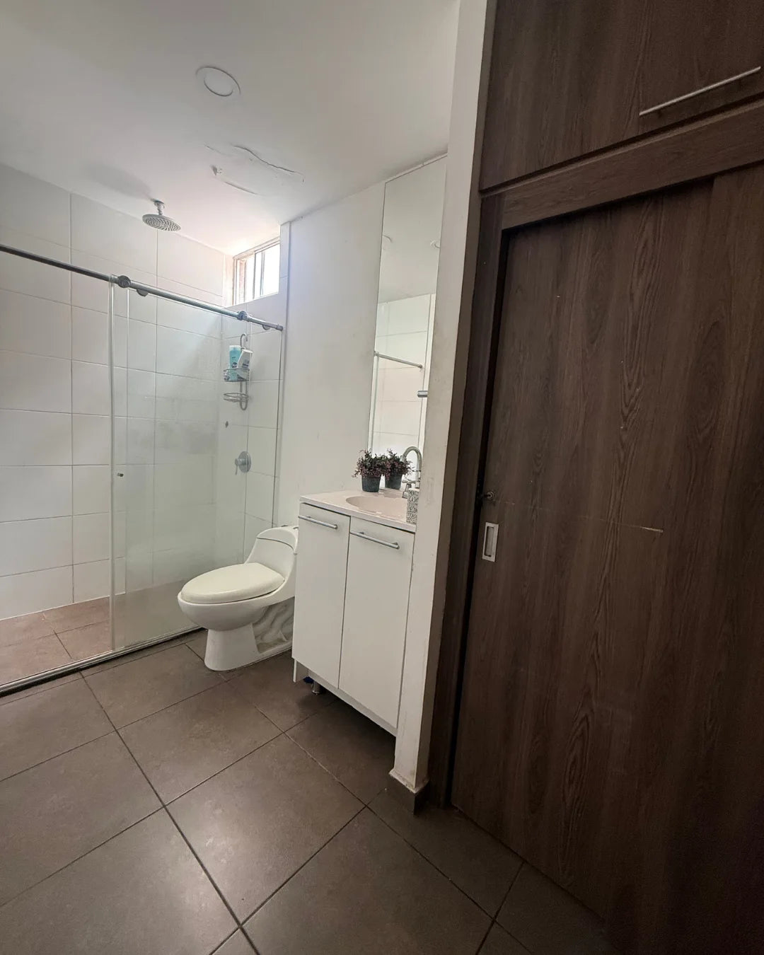 Apartamento 71mts2 con 2 habitaciones 2 baños estudio y patio cerca al cc alamedas