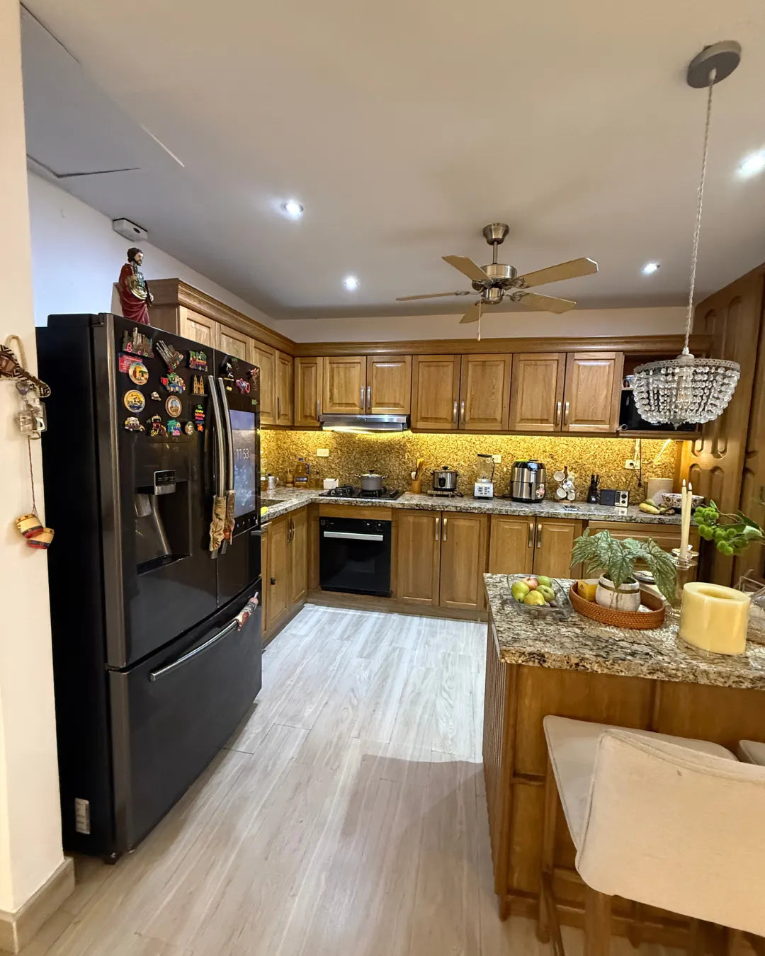 Casa en venta 310mts2 en barrio villa campestre 5 habitaciones + servicio + garaje eléctrico