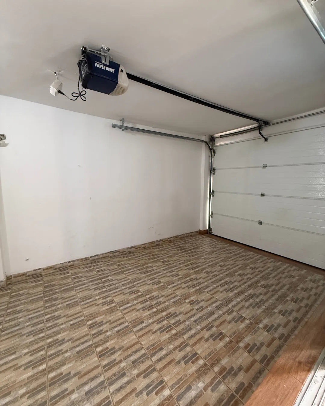 Casa en venta 310mts2 en barrio villa campestre 5 habitaciones + servicio + garaje eléctrico