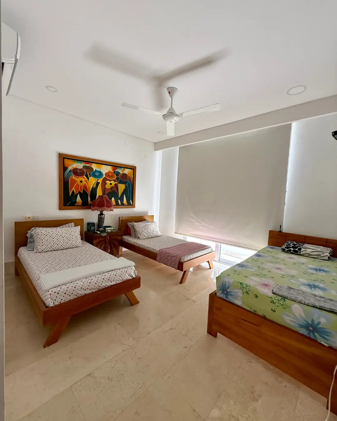 Casa de lujo 700mts2 en exclusivo conjunto cerrado con 4 habitaciones + servicio + estudio + piscina + bar + bbq