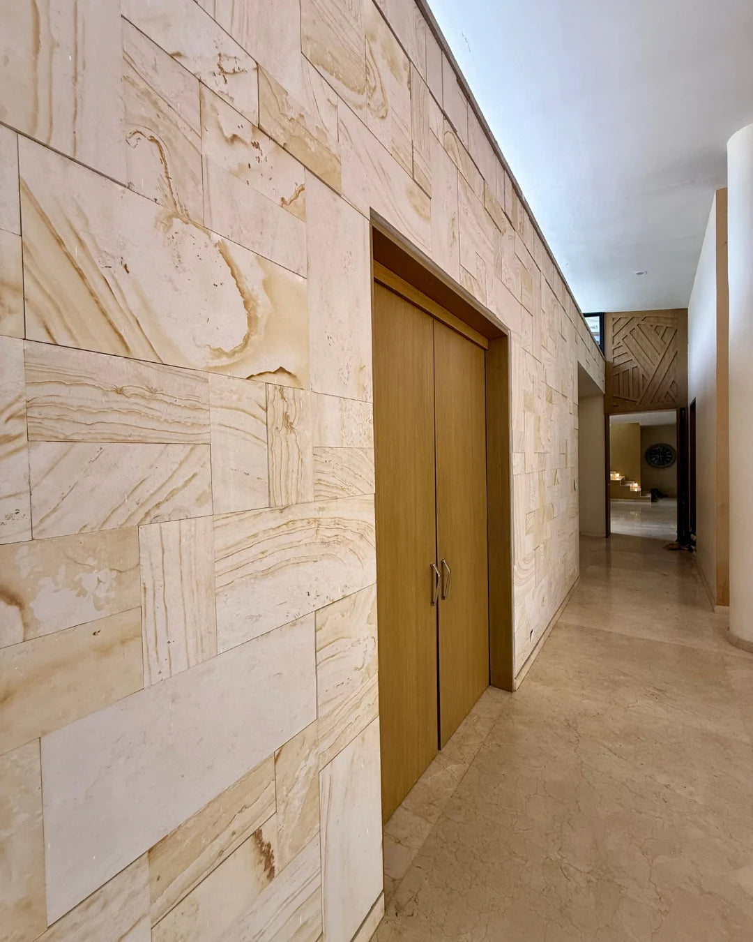 Casa de lujo 1200mts2 en conjunto cerrado al norte de montería 6 habitaciones + piscina + seguridad privada 24/7