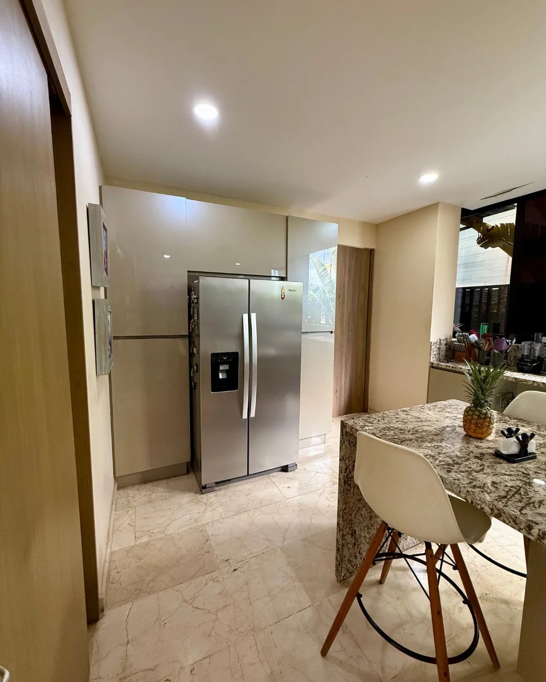 Casa de lujo 1200mts2 en conjunto cerrado al norte de montería 6 habitaciones + piscina + seguridad privada 24/7