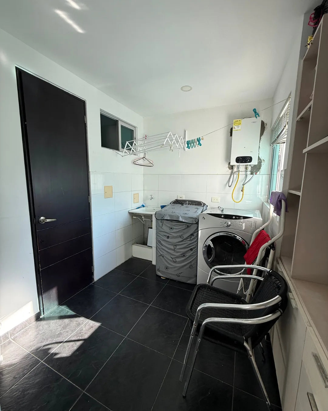 Apartamento 216mts2 en El Recreo 3 Habitaciones + Habitación de servicio + 2 Parqueaderos + Cuarto útil