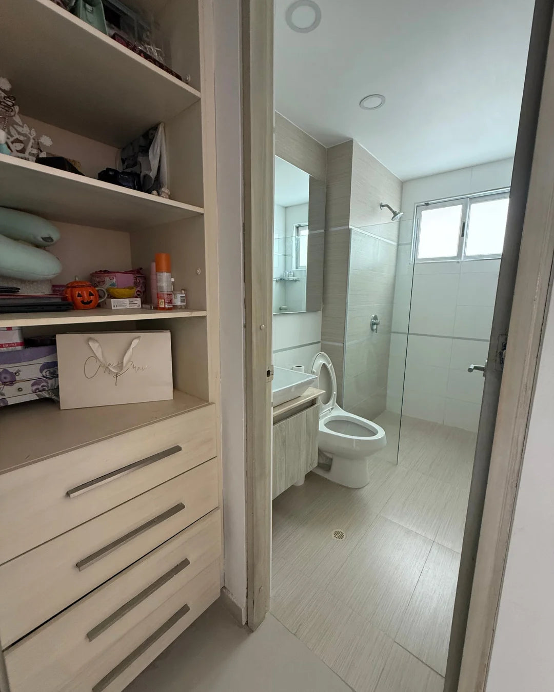 Apartamento 216mts2 en El Recreo 3 Habitaciones + Habitación de servicio + 2 Parqueaderos + Cuarto útil