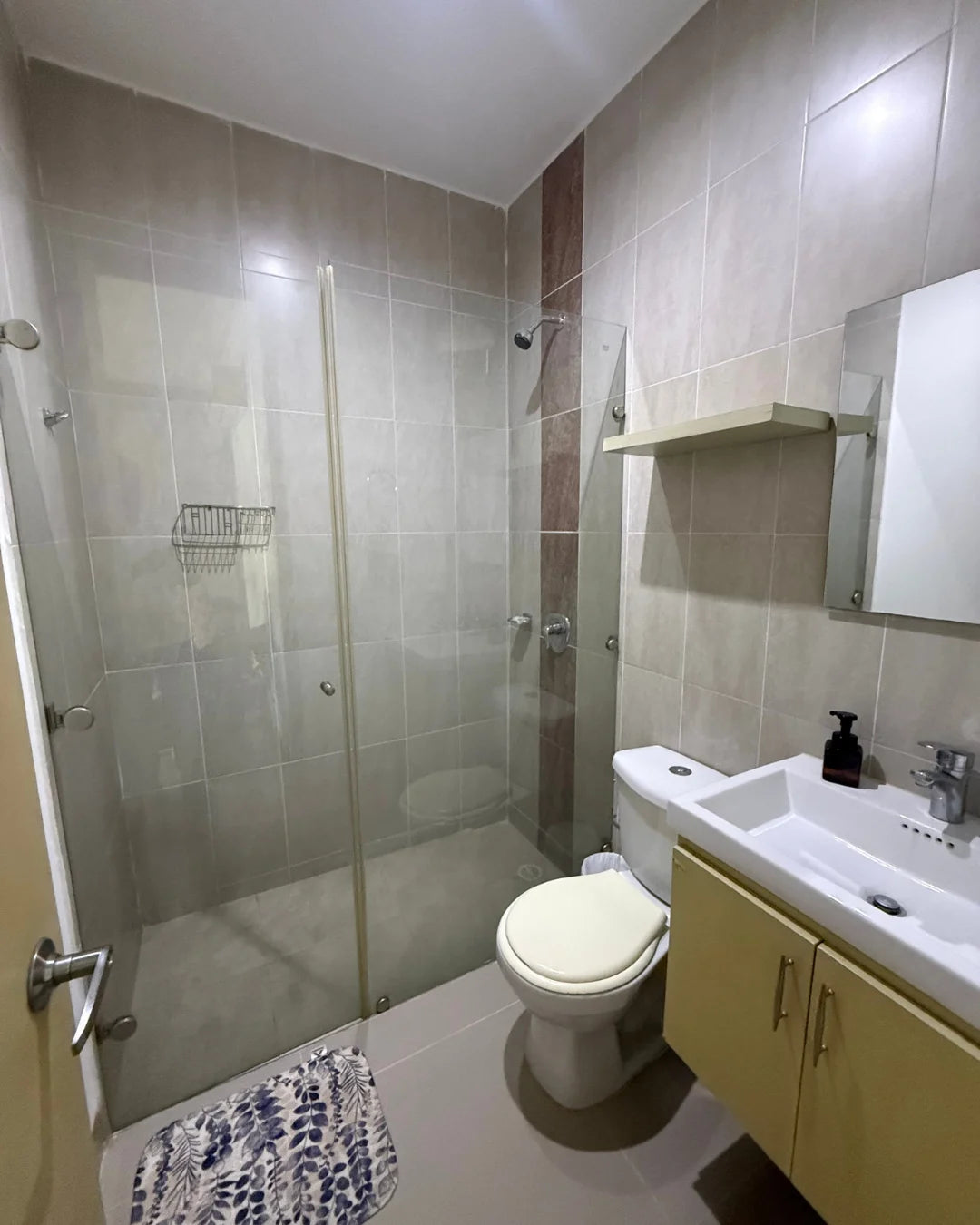 Apartamento de 120mts2 en La Castellana 3 Habitaciones + 4 baños + Habitación de servicio