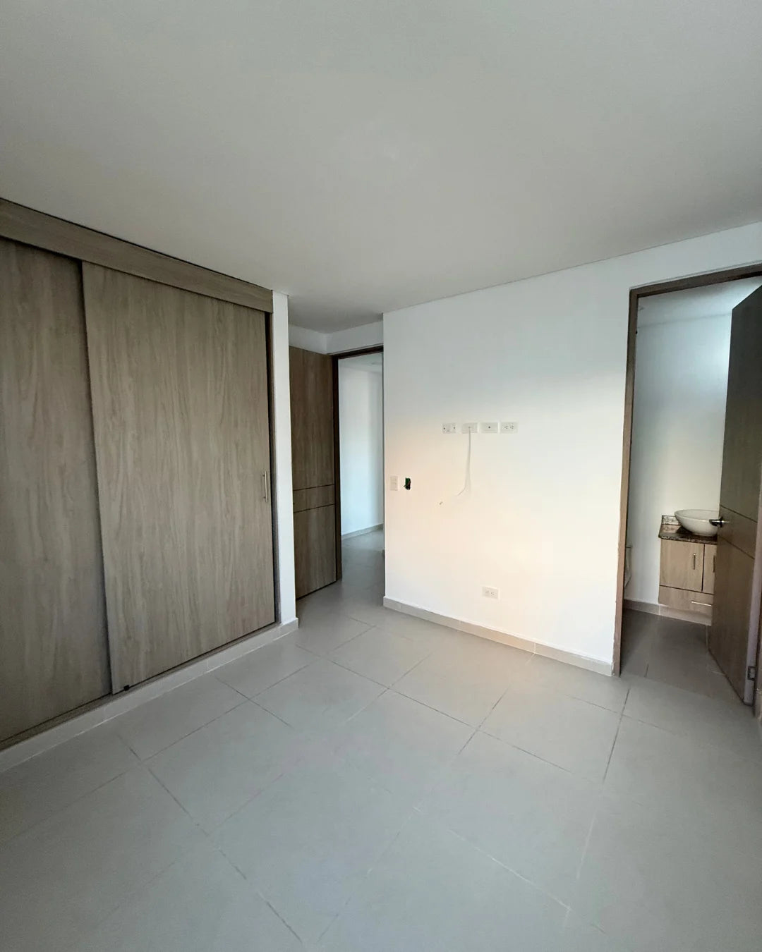 Apartamento de 80mts2 en Monteverde 3 Habitaciones + 2 Baños + Parqueadero + Cuarto útil