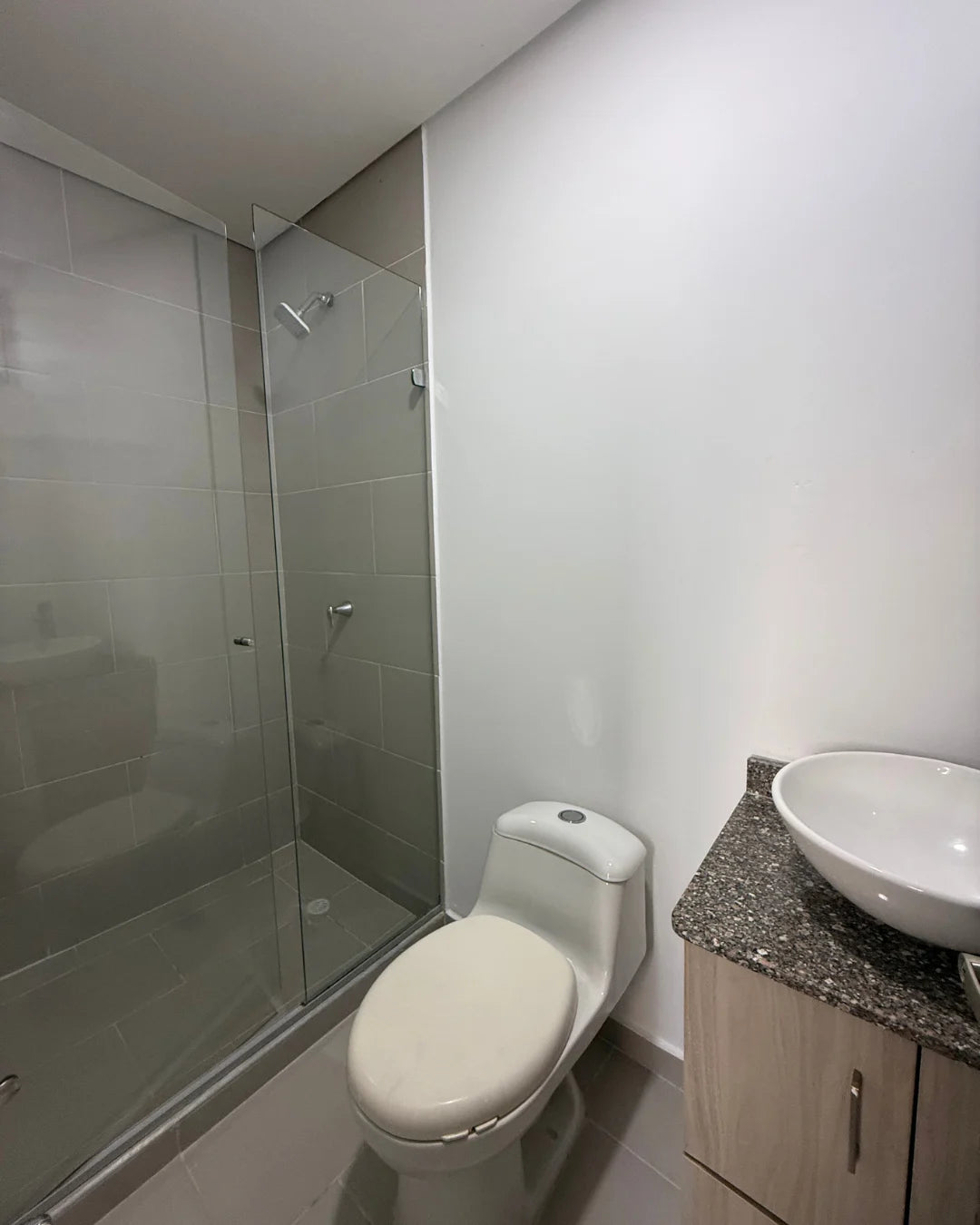 Apartamento de 80mts2 en Monteverde 3 Habitaciones + 2 Baños + Parqueadero + Cuarto útil