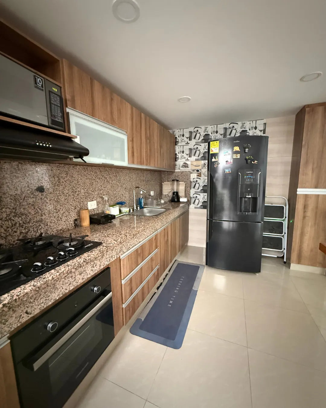 Casa 180mts2 en Castellana 3 Habitaciones + 4 Baños + Estudio + Cuarto útil